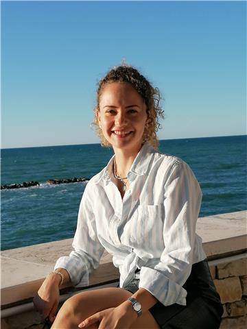 Offro lezioni private di latino e materie umanistiche