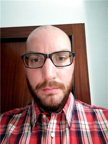 Laureato in Archeologia e Storia