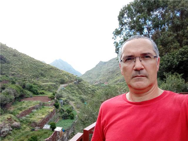 Profesor con más de 15 años de experiencia impartiendo matemáticas química y otras asignaturas