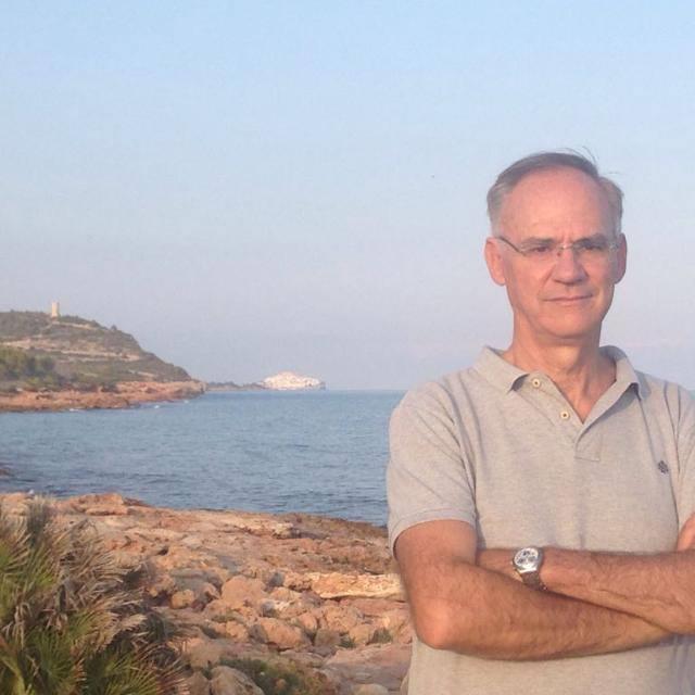 Doy clases de matemáticas y física de todos los niveles hasta universidad