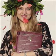 Sono laureata in Management del turismo e dei beni culturali sto studiando per diventare insegnante