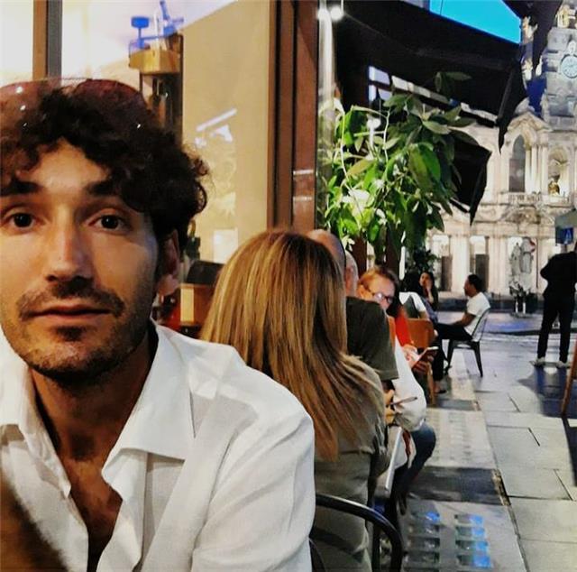 Maestro di pianoforte e canto offre lezioni private a domicilio in roma