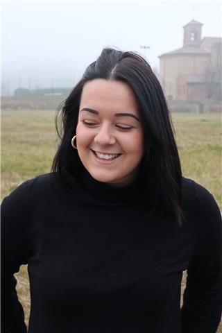 Studentessa diplomata liceo linguistico