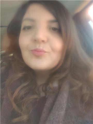 Laureata in storia dell'arte diploma magistrale liceo socio psico pedagogico esperienza da piu' di 4 anni con ragazzi