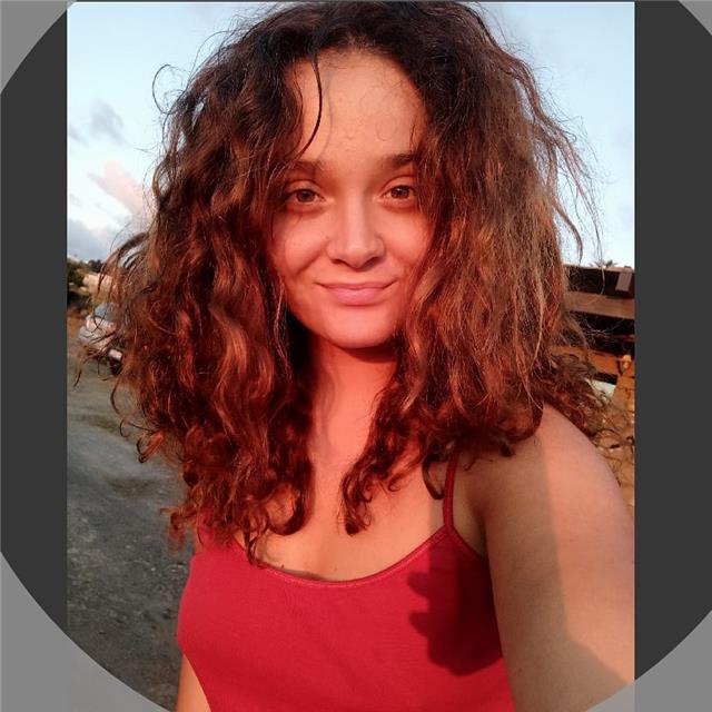 Ragazza madre lingua insegna inglese a palermo, disponibile solo in centro