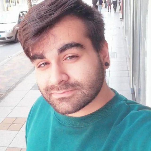 Se ofrece estudiante de filología inglesa con experiencia, para dar clases particulares de inglés a todos los niveles online