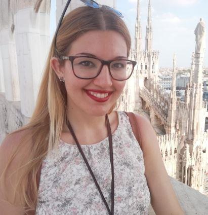 Graduada en química y biomedicina imparto clases de ciencias