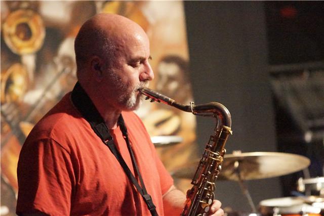 Clases de saxo, clarinete o teoria musical, en español y/o ingles