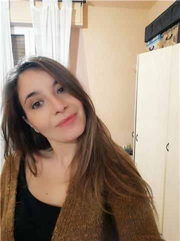 Laureata offre lezioni private di francese a pisa