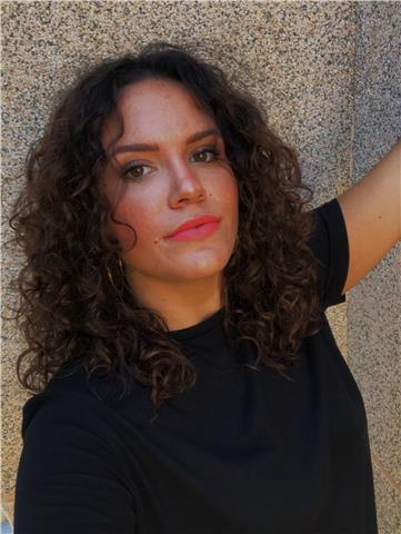 Doy clases particulares para todos los niveles. soy estudiante de traducción e interpretación y he cursado un año académico en estados unidos