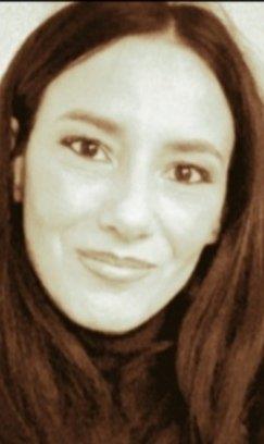 Insegnante abilitata nell'insegnamento delle lingue straniere e materie umanistiche