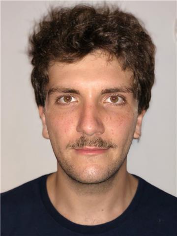 Laureato con elevata preparazione storico/sociale offre lezioni private nel bolognese