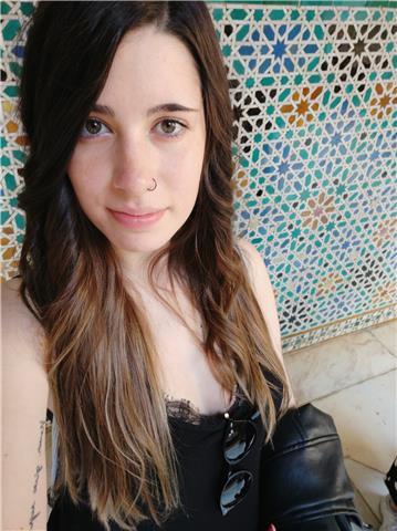 Doy clases particulares de matemáticas y química hasta la eso, también a primaria en todas sus materias