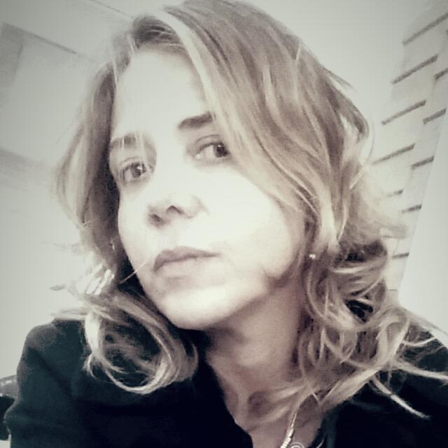 Profesora - Inglés nativo - FCE preparation - Inglés - Literatura Inglesa - IB MYP Language and Literature