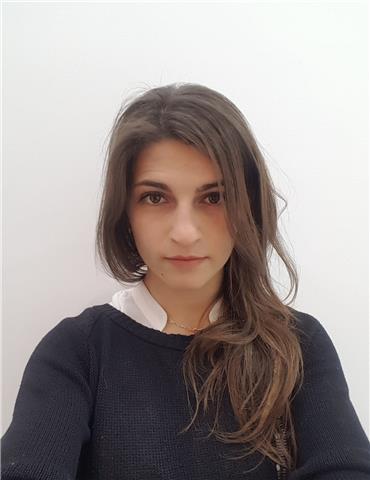 Dottoressa in Scienze Motorie e Sportive (110 e lode) e laureanda in Attività motorie preventive ed adattate con Diploma di Liceo Classico (88/100), offre ripetizioni - per diversi livelli ed età - di:
- Italiano (Letteratura e Grammatica)
- Latino (Lette