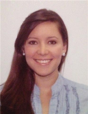 Doy clases particulares de inglés. Soy también comunicadora social. Te ayudo a practicar y avanzar