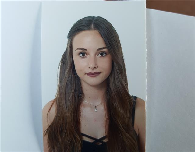 Se ofrecen clases particulares de todas las asignaturas a domicilio para alumnos de educación primaria en horario de tarde