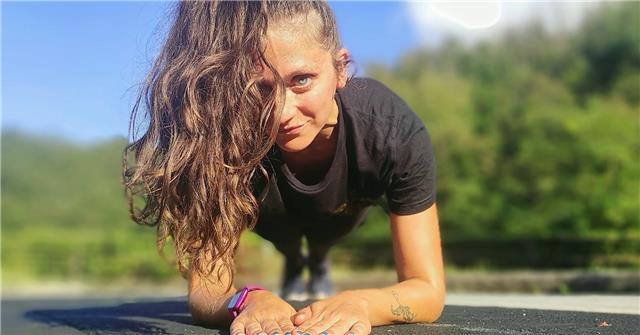 Istruttrice qualificata FIF offresi per lezioni outdoor o Zoom