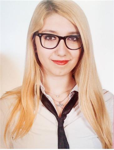 Doy clases de biología, inglés, matemáticas, física y química