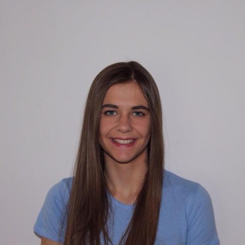 Studentessa universitaria con certificato Cambridge advanced (conseguito con 197/210) offre lezioni di inglese
