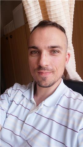 Sono un ex docente universitario con 4 titoli di studio, ho una lunga esperienza nel campo delle lezioni private ad ogni livello. Sono disponibile a raggiungere lo studente a casa oppure a seguirlo tramite Skype