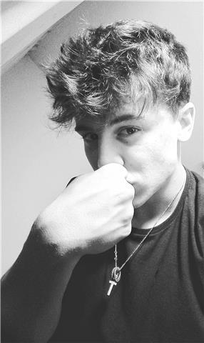 Clases de dibujo, dibujo técnico y escultura multidisciplinares