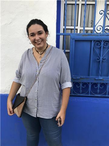 Clases económicas de idiomas (ingles, español y alemán), así como de primaria y secundaria y bachillerato de ciencias sociales