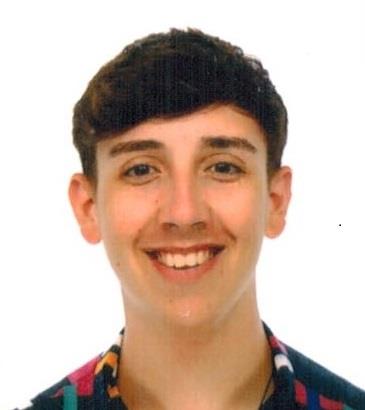 Estudiante de primero de estudios ingleses, imparto clases con flexibilidad horario y movilidad. 
todos los niveles hasta bachillerato