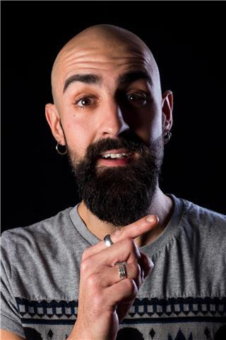 Attore e speaker per lezioni di dizione, public speaking e acting coach