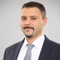 Laureato con pluriennale esperienza in ambito Risorse Umane si offre a Milano, a domicilio, come orientatore professionale
