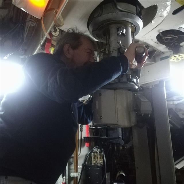 Profesor particular. licenciado en univ. autònoma. gran experiencia. referencias. seriedad. 10€ hora