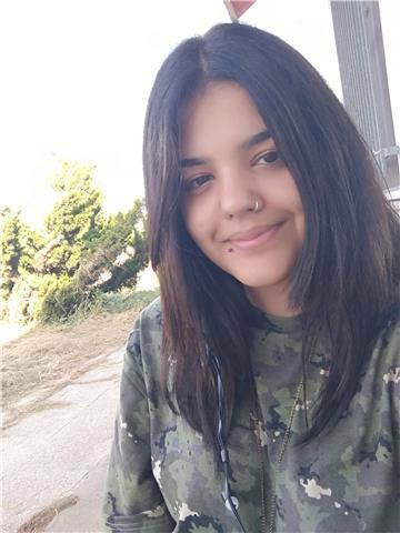 Studentessa con ancora mente fresca