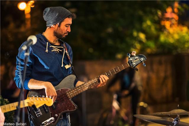 Lezioni di basso elettrico e chitarra