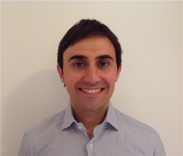 Docente laureato in ingegneria meccanica