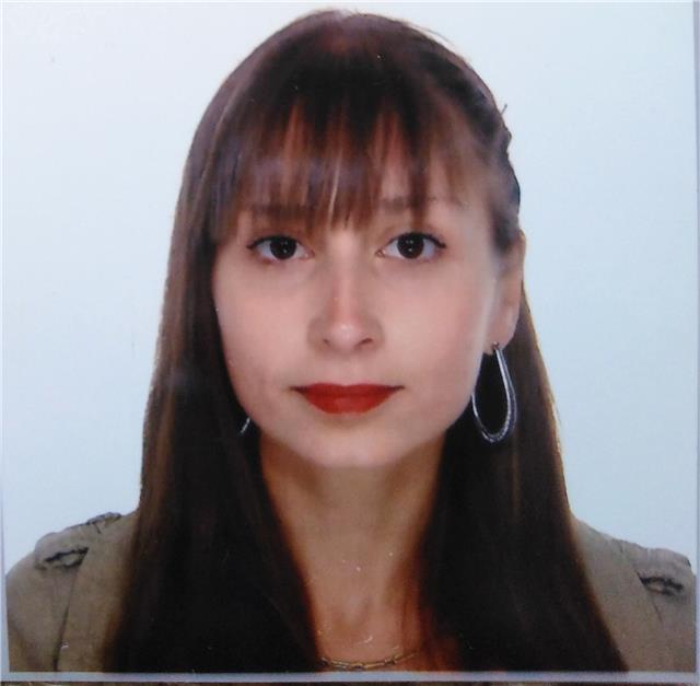 Profesora de danza y pilates de barcelona, imparte clases online de pilates para personas de todas las edades