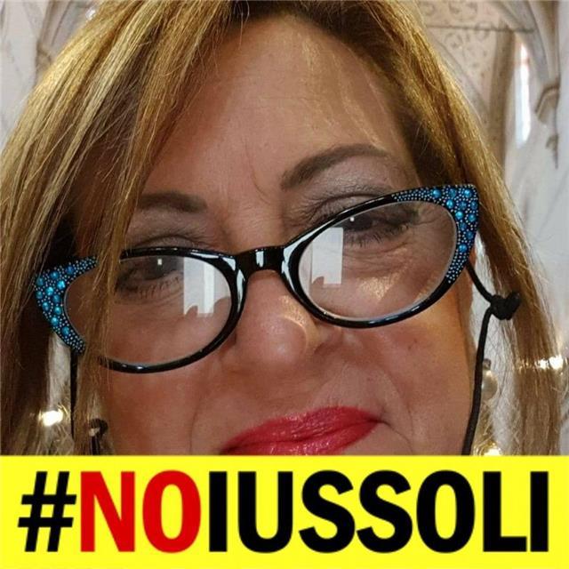 Insegnante laureata con esperienza di propone per attività da remoto