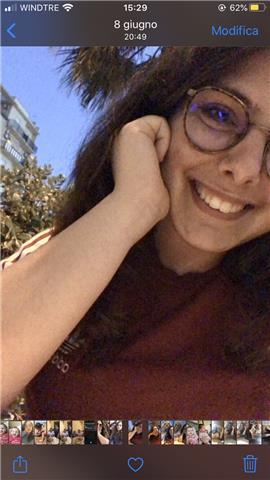 sono una studentessa all'università di scienze della formazione primaria, ho già fatto esperienza e le materie di cui mi occupo principalmente sono italiano e geostoria