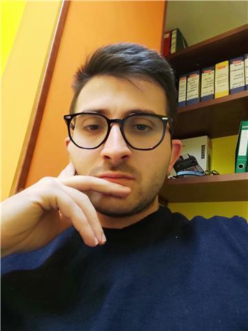 Dottore in economia fornisce ripetizioni private in diverse materie