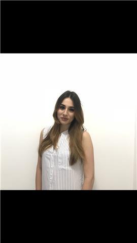 Insegnante laureata Magistrale in economia e gestione aziendale don Master in comunicazione e media