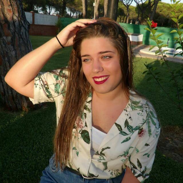 Doy clases particulares ( primaria y eso) a 10€ la hora. disponibilidad inmediata. para más información contacta conmigo