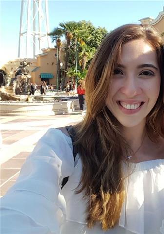 Filologa francesa/italiana con experiencia en comercio exteror italia