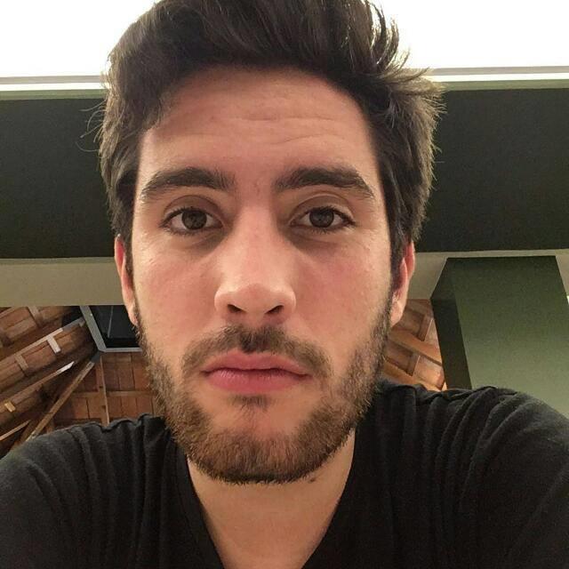 Profesor de matemática para nivel secundario y universitario