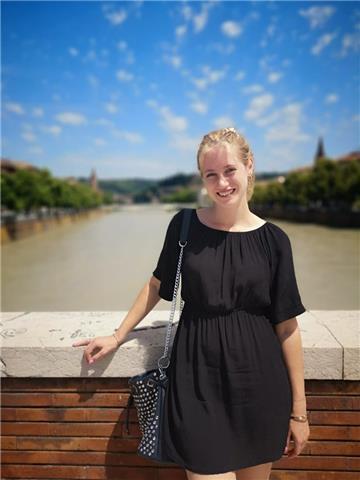 Laureata in Lingue offre ripetizioni di inglese, in presenza o online