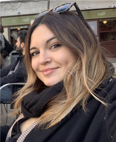 Graduada en turismo y con nivel de inglés b2 por cambridge se ofrece para impartir clases particulares a domicilio hasta nivel b1 (nivel hasta segundo de bachillerato). cursando actualmente el máster de formación del profesorado. cualquier consulta no dud