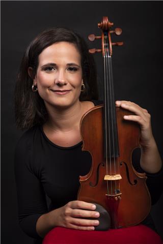 Doy clases de violín, lenguaje musical, harmonia, iniciación musical, análisis musical y piano (nivel básico). todas las edades y niveles. barcelona