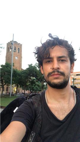 He dado clases se adóbe photoshop y premier