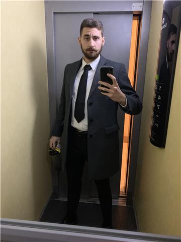 Studente diplomato al liceo scientifico impartisce lezioni di matematica per studenti di elementari, medie e primi due anni di superiori
