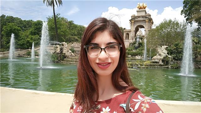 María