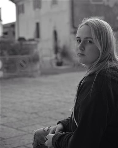 Studentessa offre lezioni di inglese/tedesco/spagnolo