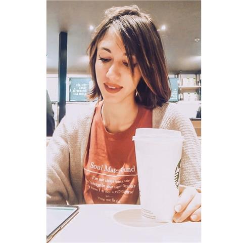 Studentessa in possesso di C2 offre ripetizioni d'inglese (grammatica e letteratura)